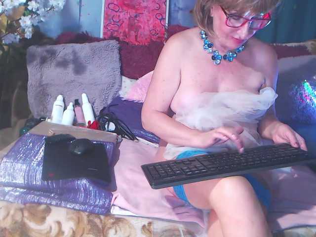 Mila003 live cam on BongaCams