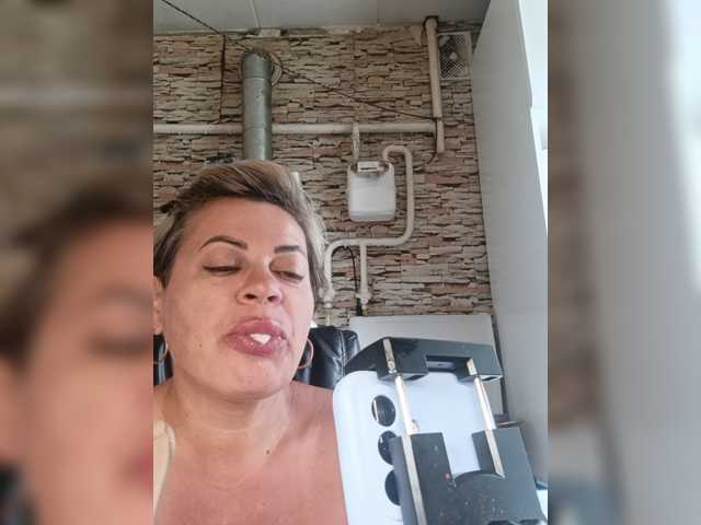 murr-kitty live cam on BongaCams