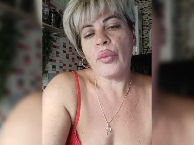 murr-kitty live cam on BongaCams