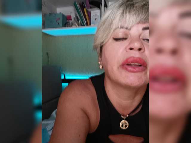 murr-kitty live webcam show