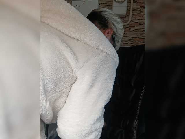 murr-kitty, en directo ahora en BongaCams