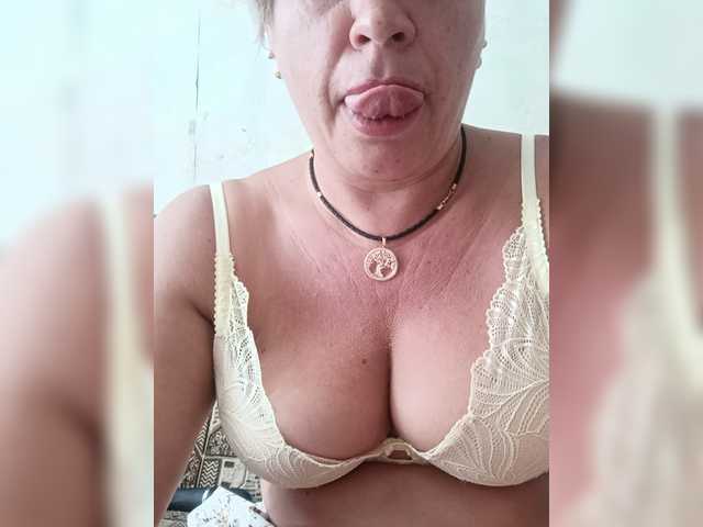 murr-kitty live cam on BongaCams