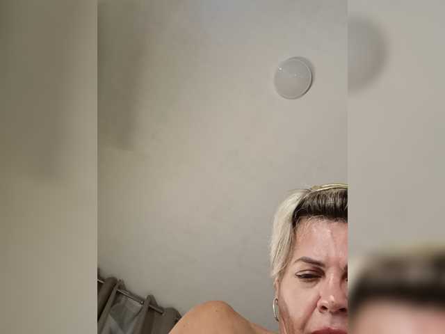 murr-kitty live cam on BongaCams