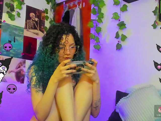 Bluedarkelf888 live cam on BongaCams