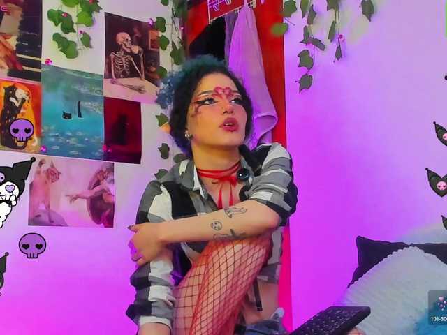 Bluedarkelf888 live cam on BongaCams