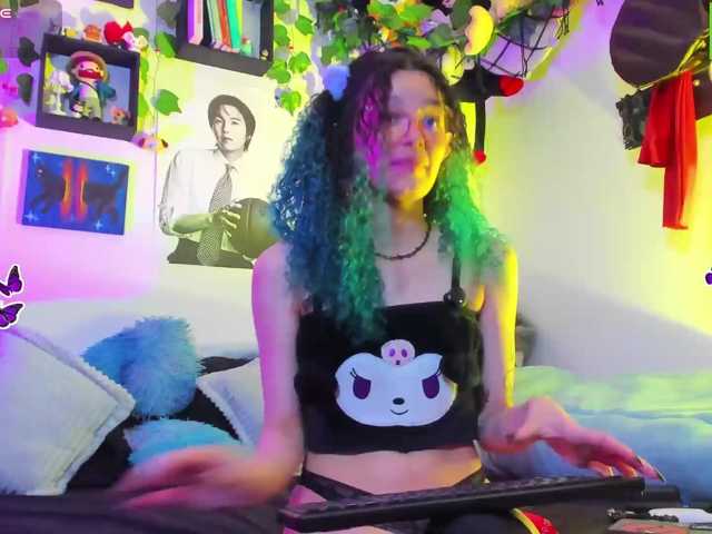 Bluedarkelf888 live cam on BongaCams