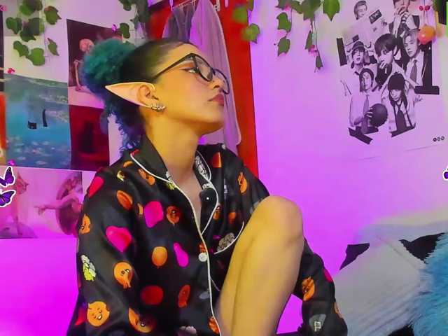 Bluedarkelf888, en directo ahora en BongaCams