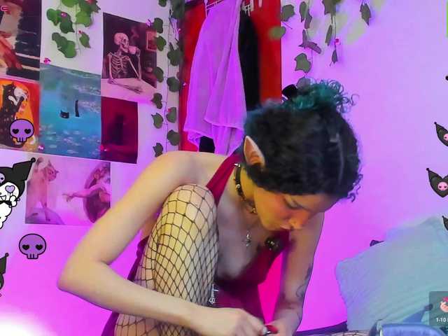 Bluedarkelf888 live cam on BongaCams