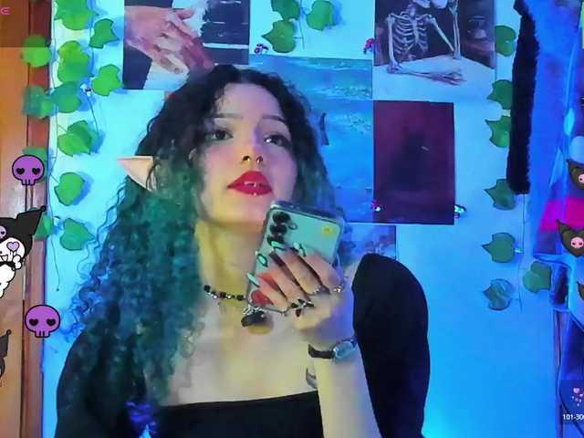 Bluedarkelf888 live cam on BongaCams