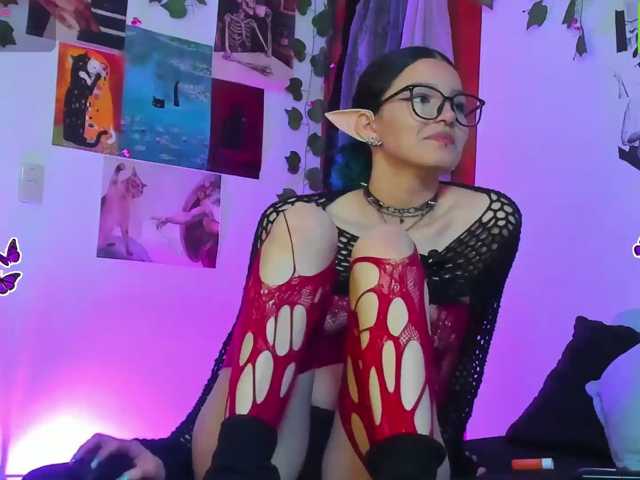 Bluedarkelf888, live now on BongaCams