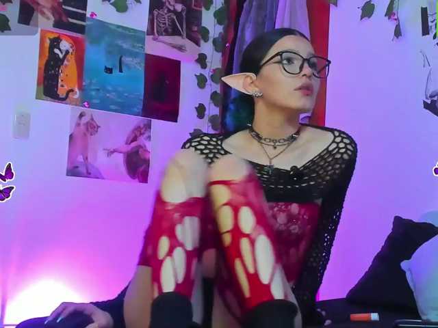 Bluedarkelf888, en vivo ahora en BongaCams