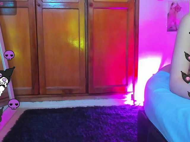Bluedarkelf888 live cam on BongaCams