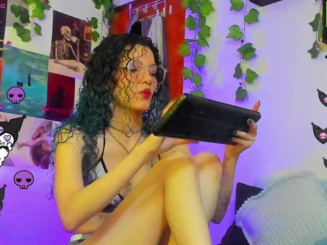 Bluedarkelf888 live cam on BongaCams