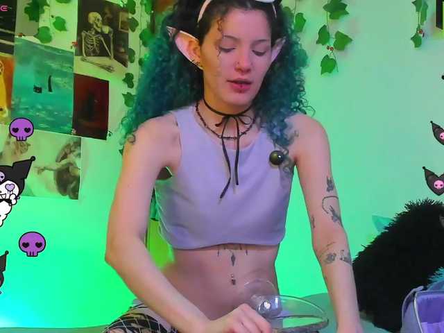 Bluedarkelf888 live cam on BongaCams