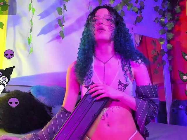 Bluedarkelf888 live cam on BongaCams