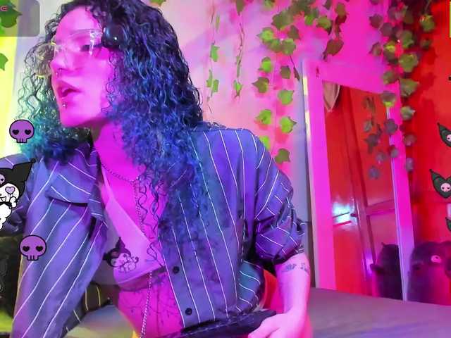 Bluedarkelf888 live cam on BongaCams