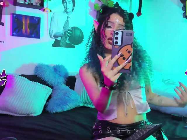 Bluedarkelf888 live cam preview