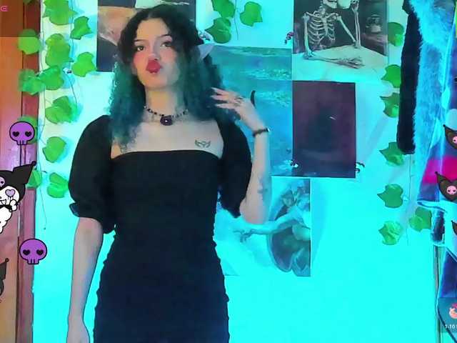 Bluedarkelf888 live cam on BongaCams