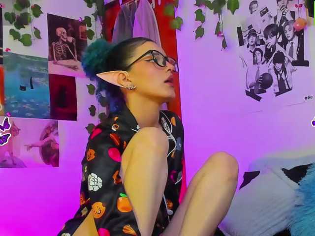 Bluedarkelf888, live now on BongaCams