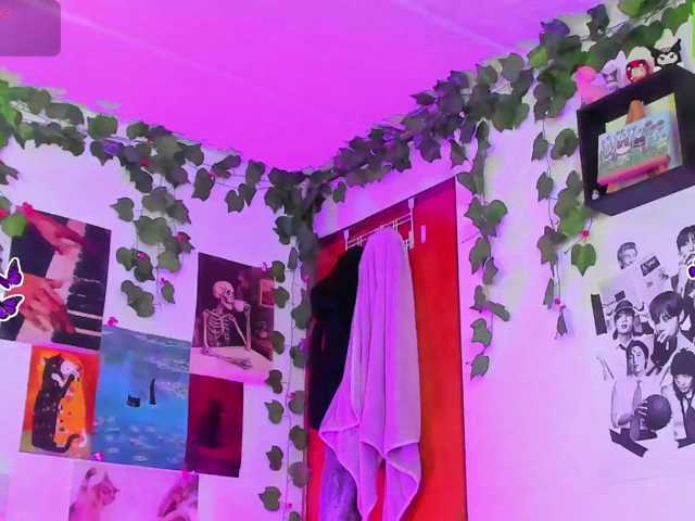 Bluedarkelf888 live cam on BongaCams