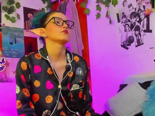 Bluedarkelf888, en directo ahora en BongaCams