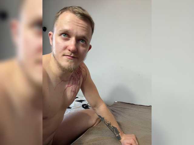 AlexAndPole's BongaCams show and profile