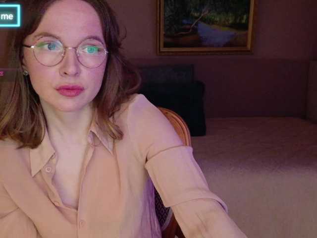 Mature-Svinka's BongaCams show and profile