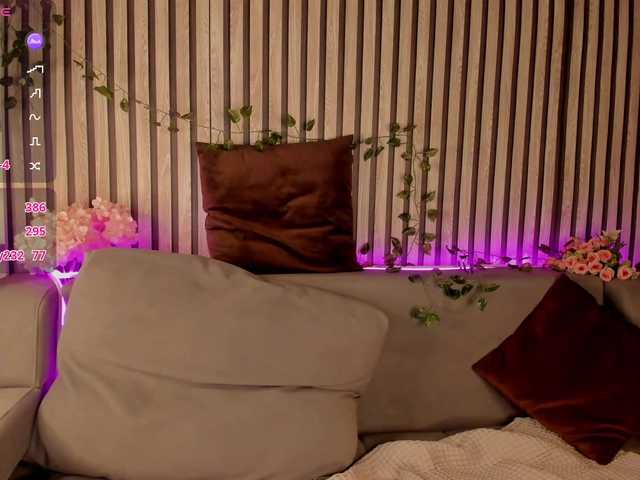 Casey-Sweeet live cam on BongaCams