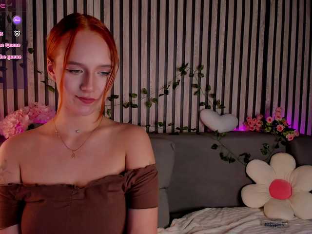 Casey-Sweeet live cam on BongaCams