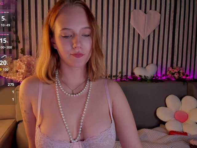 Casey-Sweeet live cam on BongaCams