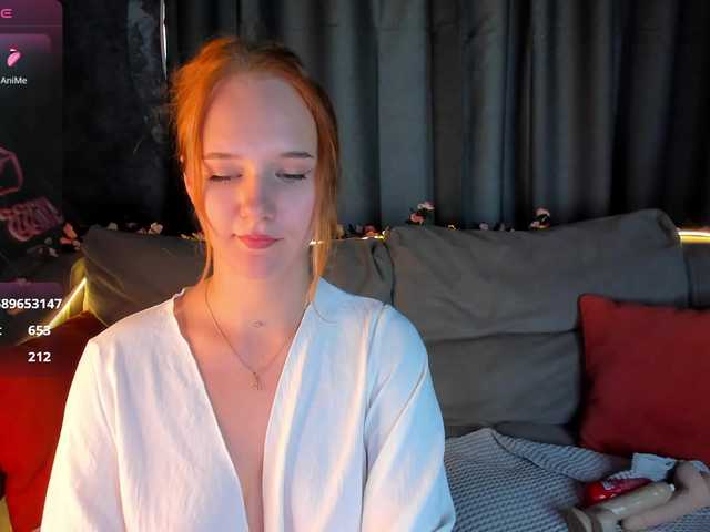 Casey-Sweeet live cam on BongaCams