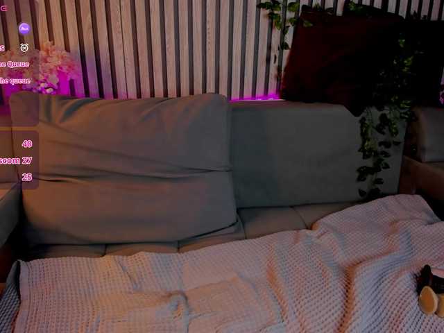 Casey-Sweeet's BongaCams show and profile