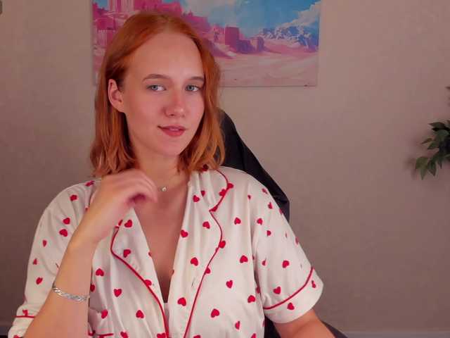 Casey-Sweeet live cam on BongaCams