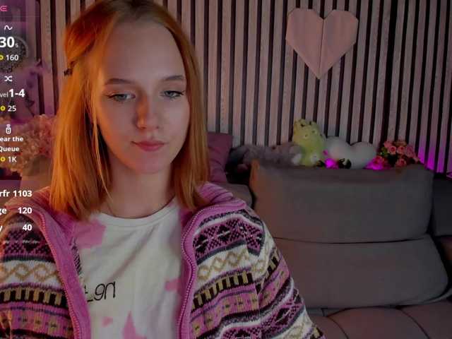 Casey-Sweeet live cam on BongaCams