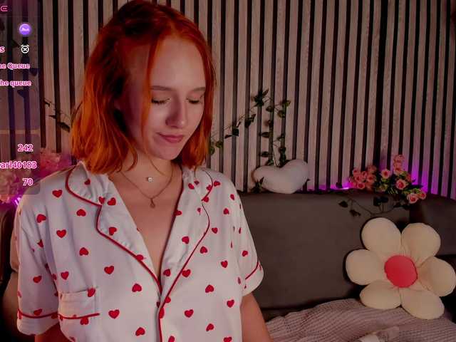 Casey-Sweeet live cam on BongaCams