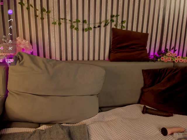 Casey-Sweeet live cam on BongaCams