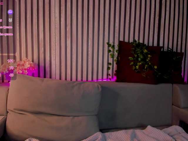 Casey-Sweeet's BongaCams show and profile