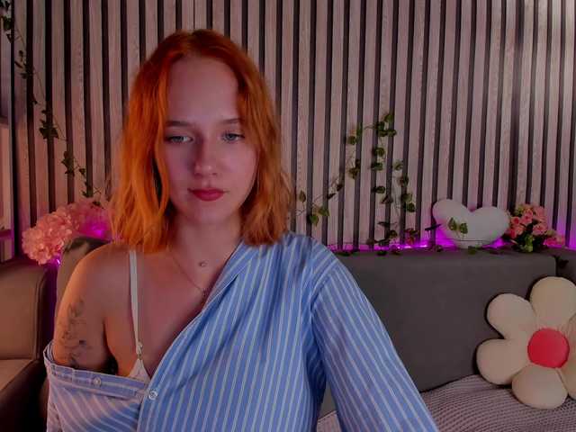 Casey-Sweeet live cam on BongaCams