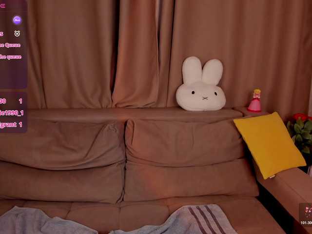Casey-Sweeet live cam on BongaCams