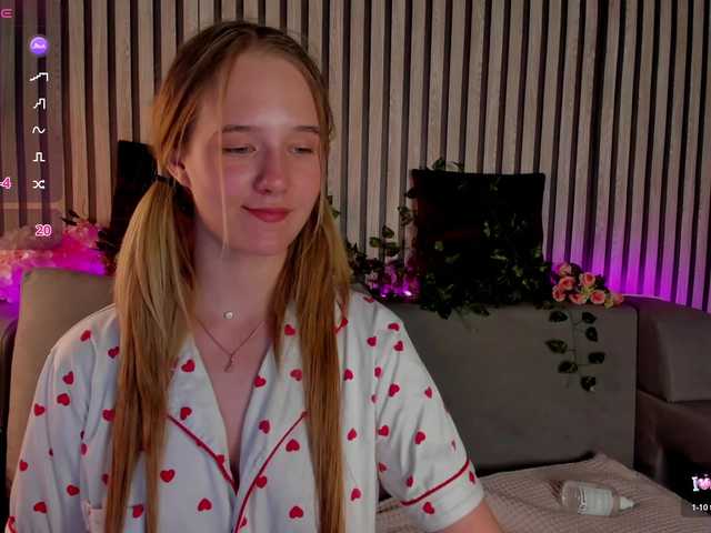  Casey-Sweeet chat room