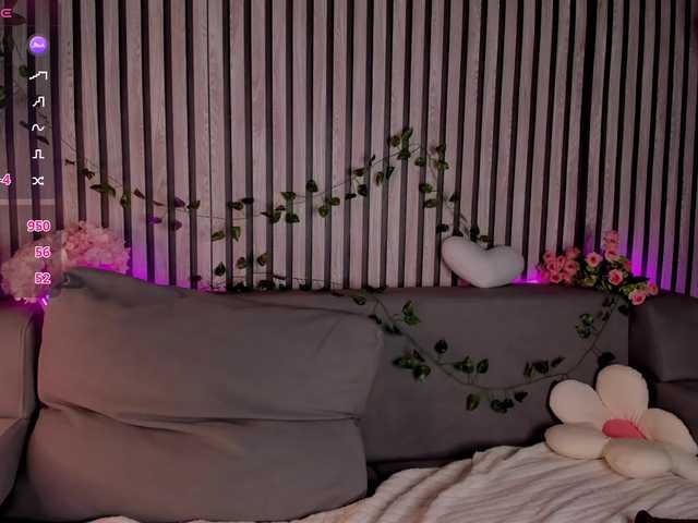 Casey-Sweeet live cam on BongaCams