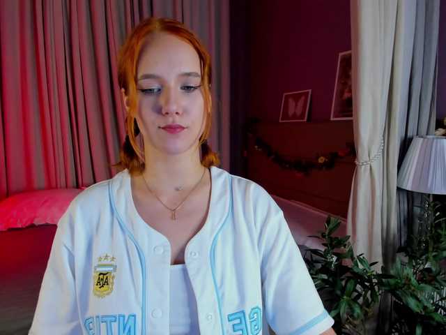 Casey-Sweeet live cam on BongaCams