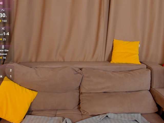 Casey-Sweeet live cam on BongaCams
