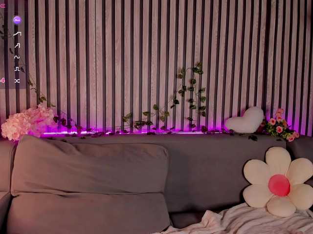 Casey-Sweeet live cam on BongaCams