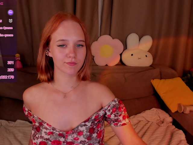 Casey-Sweeet live cam on BongaCams