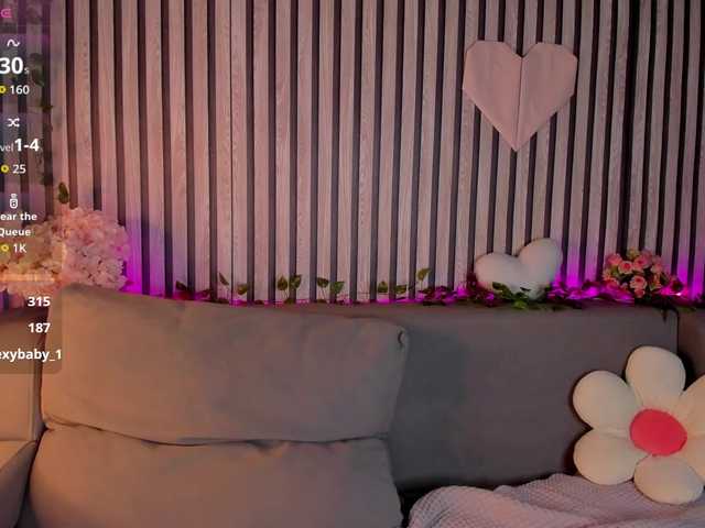 Casey-Sweeet live cam on BongaCams