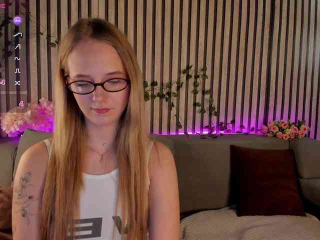 Casey-Sweeet webcam
