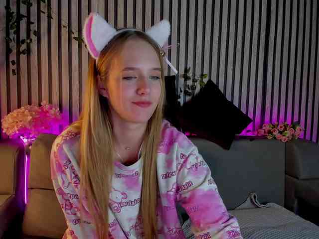 Casey-Sweeet webcam