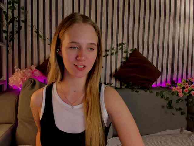 Casey-Sweeet webcam