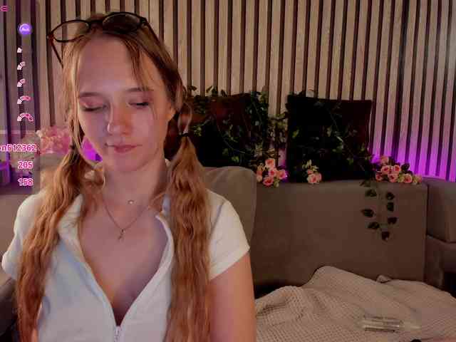 Casey-Sweeet webcam